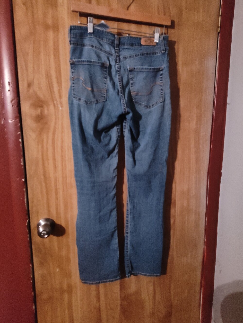 Levi's Women's Faded Blue Straight-Leg Jeans - Picture 2 of 3